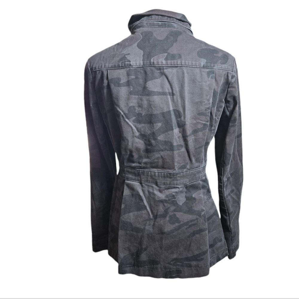 London Jeans Black and Gray Camouflage Women's Shirt Jacket - Picture 3 of 6